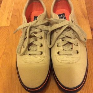 Mens Canvas Shoes